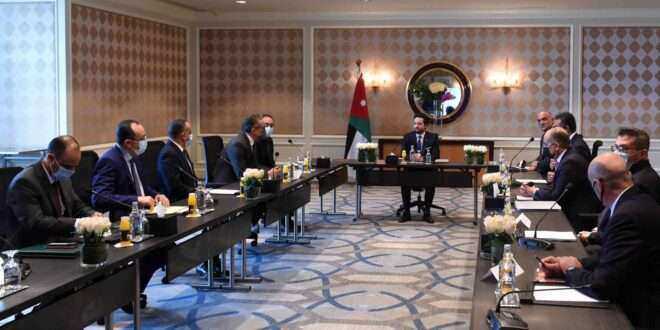اجتماع لولي العهد الأردني ورئيسي وزراء مصر والأردن حول تعزيز التعاون بين البلدين في مجال السياحة‎‎